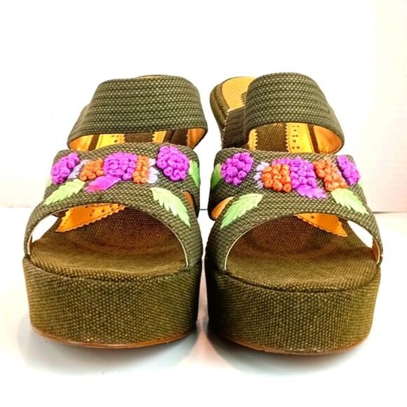 Zinc Women Olive Green Floral Embroidered Wedge Platform Open Toe Sandal sz 8.5 - Picture 3 of 9